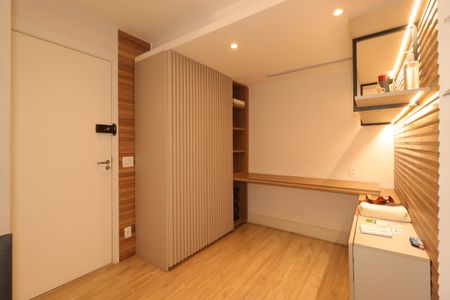 Apartamento à venda com 75m², 2 quartos e 1 vagaEscritório