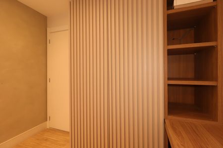 Apartamento à venda com 75m², 2 quartos e 1 vagaEscritório