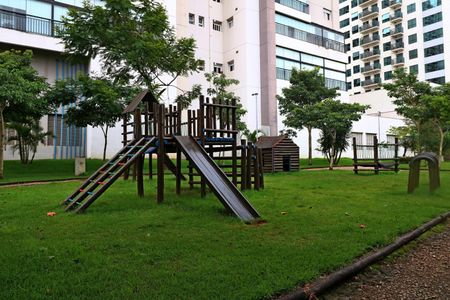Apartamento à venda com 75m², 2 quartos e 1 vagaÁrea Comum - Playground