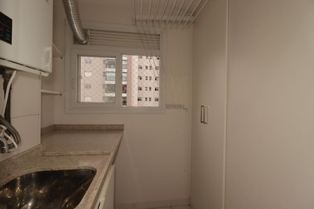 Apartamento à venda com 75m², 2 quartos e 1 vagaÁrea de Serviço