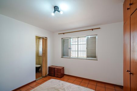 Casa para alugar com 125m², 3 quartos e 2 vagas Casa para alugar com 125m², 3 quartos e 2 vagasSuíte Edícula