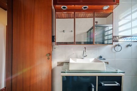 Casa para alugar com 125m², 3 quartos e 2 vagas Casa para alugar com 125m², 3 quartos e 2 vagasBanheiro