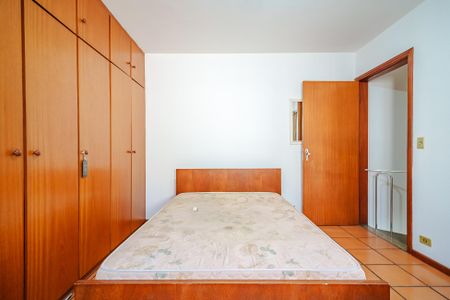Casa para alugar com 125m², 3 quartos e 2 vagas Casa para alugar com 125m², 3 quartos e 2 vagasSuíte Edícula