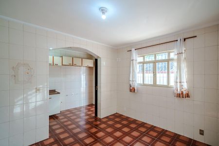 Casa para alugar com 125m², 3 quartos e 2 vagas Casa para alugar com 125m², 3 quartos e 2 vagasCozinha