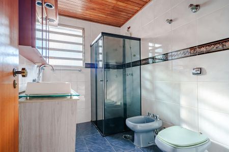 Casa para alugar com 125m², 3 quartos e 2 vagas Casa para alugar com 125m², 3 quartos e 2 vagasBanheiro