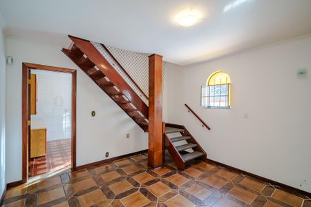 Casa para alugar com 125m², 3 quartos e 2 vagas Casa para alugar com 125m², 3 quartos e 2 vagasSala