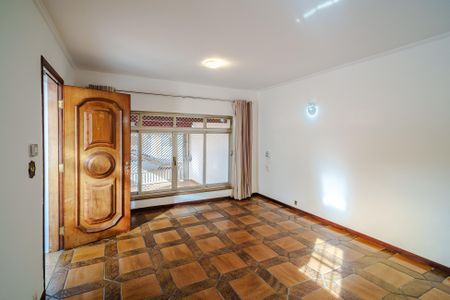 Casa para alugar com 125m², 3 quartos e 2 vagas Casa para alugar com 125m², 3 quartos e 2 vagasSala