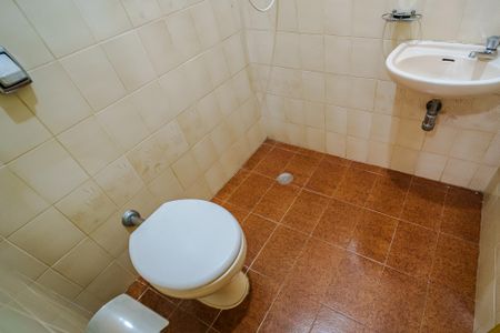 Casa para alugar com 125m², 3 quartos e 2 vagas Casa para alugar com 125m², 3 quartos e 2 vagasBanheiro