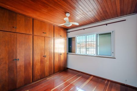 Casa para alugar com 125m², 3 quartos e 2 vagas Casa para alugar com 125m², 3 quartos e 2 vagasQuarto 1