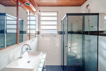 Casa para alugar com 125m², 3 quartos e 2 vagas Casa para alugar com 125m², 3 quartos e 2 vagasBanheiro