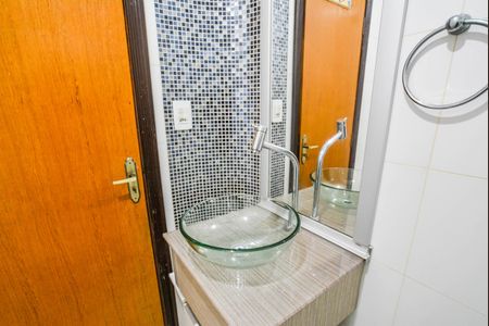 Apartamento para alugar com 67m², 2 quartos e 2 vagas Apartamento para alugar com 67m², 2 quartos e 2 vagasBanheiro da Suíte