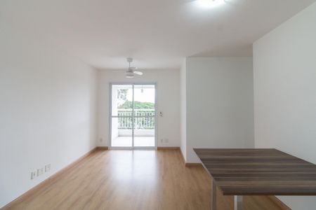Sala de apartamento para alugar com 3 quartos, 72m² em Cidade São Francisco, São Paulo