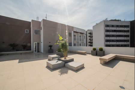 Apartamento à venda com 27m², 1 quarto e sem vaga Apartamento à venda com 27m², 1 quarto e sem vagaÁrea comum - Terraço