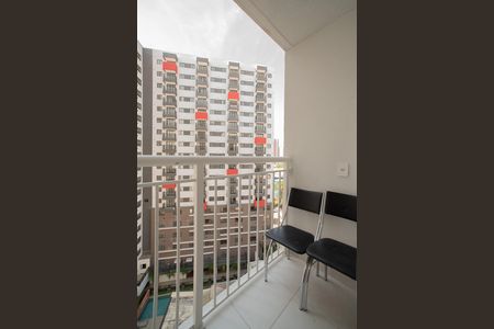 Apartamento à venda com 27m², 1 quarto e sem vaga Apartamento à venda com 27m², 1 quarto e sem vagaVaranda