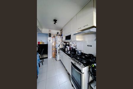 Apartamento à venda com 74m², 2 quartos e 1 vaga Apartamento à venda com 74m², 2 quartos e 1 vagaCozinha