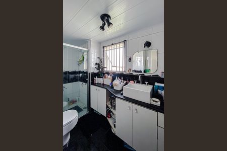 Apartamento à venda com 74m², 2 quartos e 1 vaga Apartamento à venda com 74m², 2 quartos e 1 vagaBanheiro da Suíte
