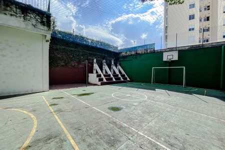 Apartamento à venda com 74m², 2 quartos e 1 vaga Apartamento à venda com 74m², 2 quartos e 1 vagaQuadra Esportiva
