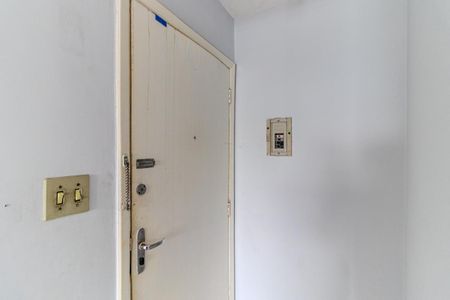 Entrada de kitnet/studio para alugar com 1 quarto, 37m² em República, São Paulo