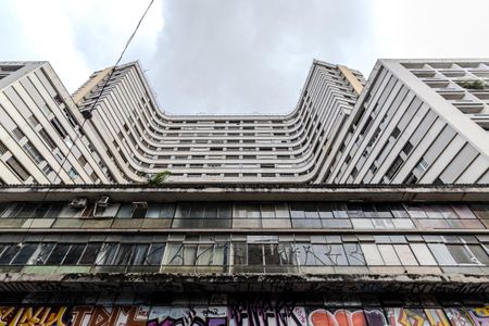 Studio para alugar com 37m², 1 quarto e sem vaga Studio para alugar com 37m², 1 quarto e sem vagaFachada