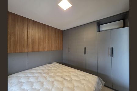 Quarto  de apartamento para alugar com 1 quarto, 40m² em Empresarial 18 do Forte, Barueri