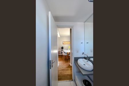 Apartamento para alugar com 50m², 2 quartos e 1 vaga Apartamento para alugar com 50m², 2 quartos e 1 vagaBanheiro