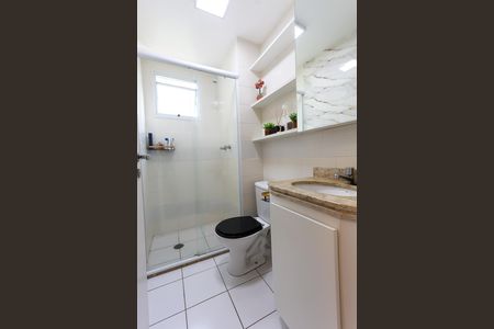 Apartamento à venda com 46m², 2 quartos e 1 vaga Apartamento à venda com 46m², 2 quartos e 1 vagaBanheiro