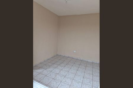 Casa para alugar com 32m², 1 quarto e sem vaga Casa para alugar com 32m², 1 quarto e sem vagaSala / Quarto