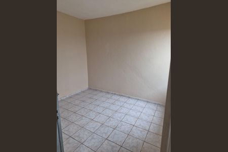 Casa para alugar com 32m², 1 quarto e sem vaga Casa para alugar com 32m², 1 quarto e sem vagaSala / Quarto