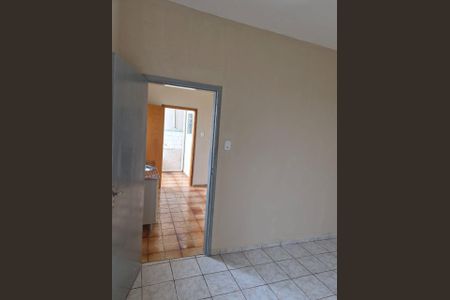 Sala / Quarto de casa para alugar com 1 quarto, 32m² em Vila Alpina, São Paulo