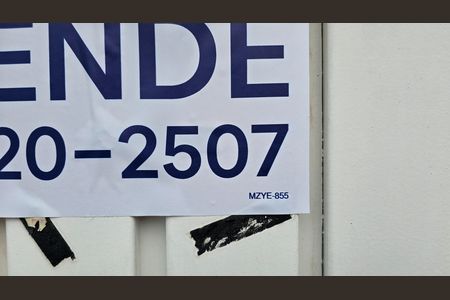 Casa à venda com 130m², 2 quartos e 2 vagas Casa à venda com 130m², 2 quartos e 2 vagasPlaca MZYE-855