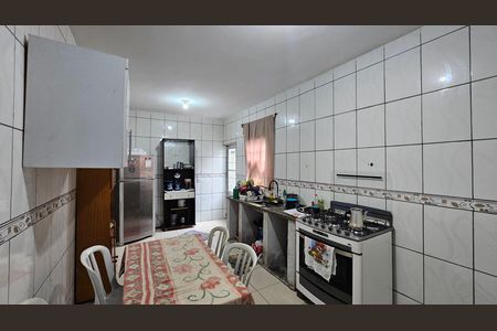 Cozinha de casa à venda com 2 quartos, 130m² em Padroeira, Osasco