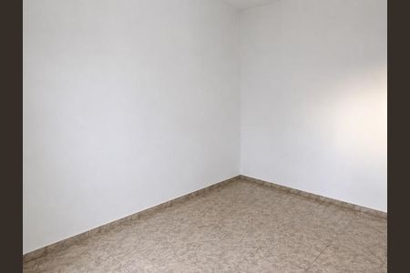 Casa à venda com 79m², 2 quartos e sem vaga