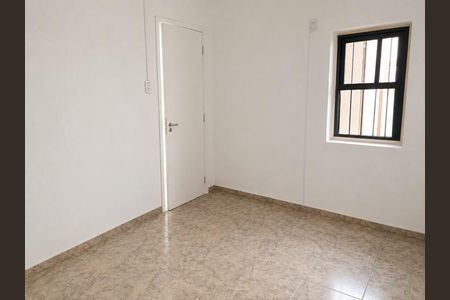 Casa à venda com 79m², 2 quartos e sem vaga