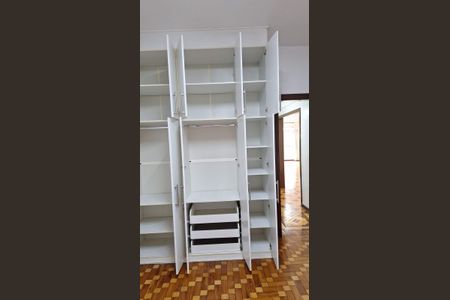 Apartamento à venda com 121m², 3 quartos e sem vaga Apartamento à venda com 121m², 3 quartos e sem vagaCozinha