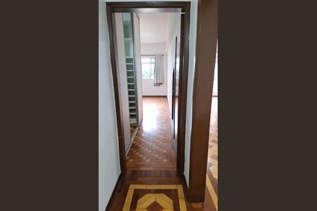 Corredor de apartamento à venda com 3 quartos, 121m² em Vila Mariana, São Paulo