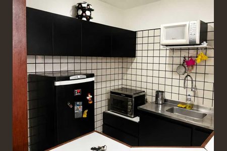 Cozinha de apartamento para alugar com 1 quarto, 40m² em Pituba, Salvador