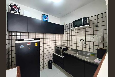 Cozinha de apartamento para alugar com 1 quarto, 40m² em Pituba, Salvador