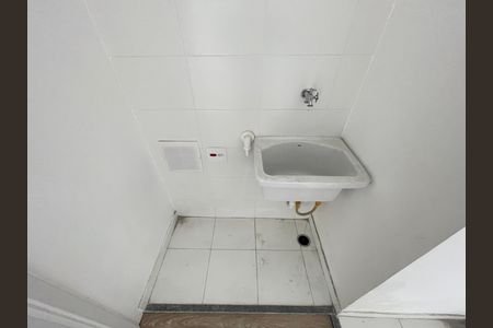 Apartamento para alugar com 36m², 2 quartos e sem vaga Apartamento para alugar com 36m², 2 quartos e sem vagaCozinha e Área de Serviço