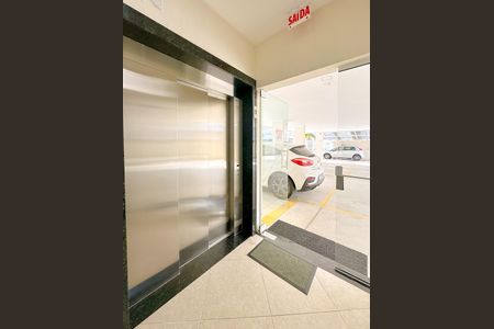 Apartamento para alugar com 65m², 2 quartos e 1 vagaElevador