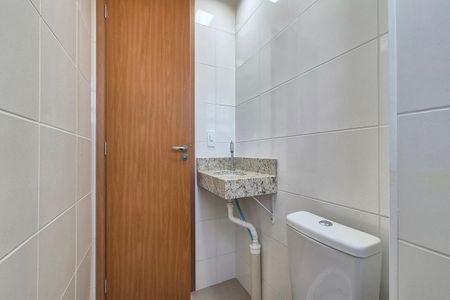 Apartamento para alugar com 53m², 2 quartos e 1 vaga Apartamento para alugar com 53m², 2 quartos e 1 vagaBanheiro da Suíte