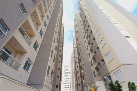 Apartamento para alugar com 53m², 2 quartos e 1 vaga Apartamento para alugar com 53m², 2 quartos e 1 vagaFachada do Bloco
