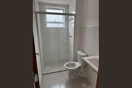 Banheiro de apartamento para alugar com 2 quartos, 42m² em Bairro Alto, Curitiba