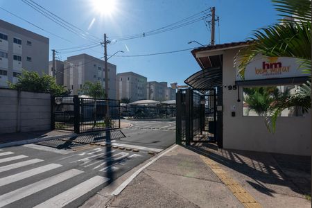 Apartamento à venda com 52m², 2 quartos e 1 vaga Apartamento à venda com 52m², 2 quartos e 1 vagaFachada e portaria