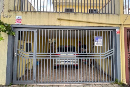 Fachada de casa à venda com 4 quartos, 128m² em Vila Santo Estefano, São Paulo
