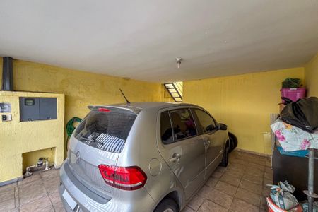 Garagem de casa à venda com 4 quartos, 128m² em Vila Santo Estefano, São Paulo