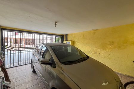 Garagem de casa à venda com 4 quartos, 128m² em Vila Santo Estefano, São Paulo