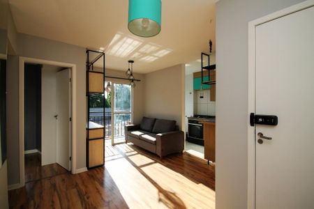 Sala de apartamento para alugar com 2 quartos, 47m² em Vila Monte Serrat, Cotia
