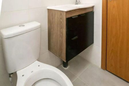 Apartamento para alugar com 32m², 1 quarto e sem vaga Apartamento para alugar com 32m², 1 quarto e sem vagaBanheiro