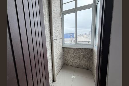 Apartamento à venda com 100m², 2 quartos e sem vagaSala
