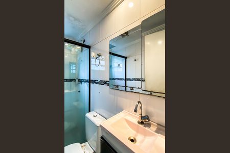 Apartamento para alugar com 68m², 2 quartos e sem vaga Apartamento para alugar com 68m², 2 quartos e sem vagaBanheiro
